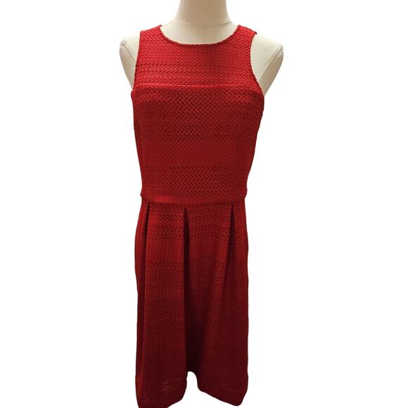 NWT Trina Turk Red Fit & Flare Sheath Dress Keyhole Back Woven‎ Material Sz 10 - Picture 1 of 6